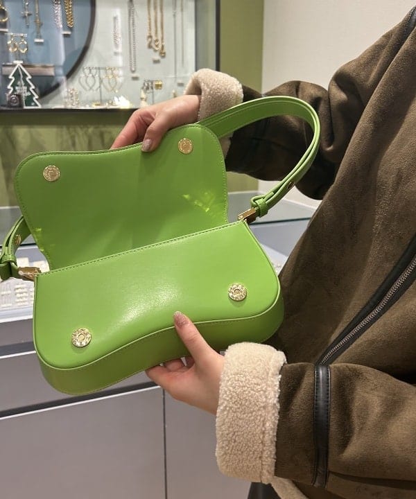 渡邊 舞さんの「BEAMS WOMEN｜JW PEI / Joy Bag」を使ったコーディネート