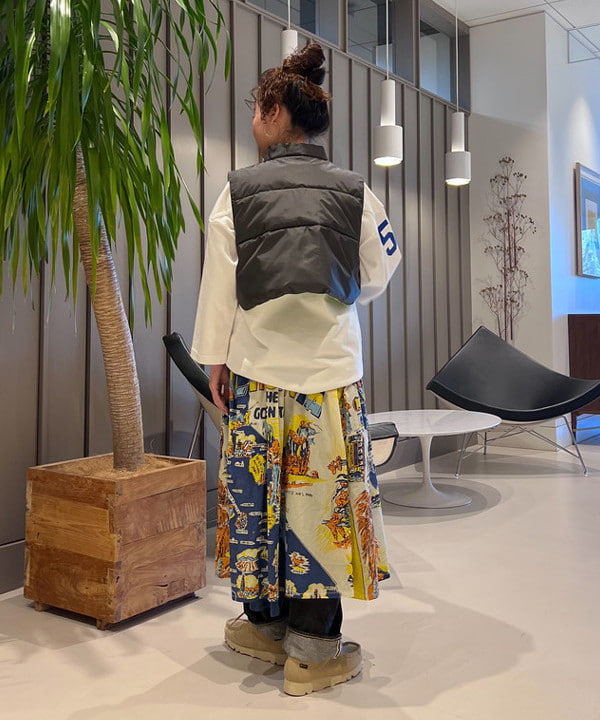 清水 彩乃さんの「BEAMS WOMEN｜CLARKS ORIGINALS / Wallabee Boot GTX 23SS」を使ったコーディネート