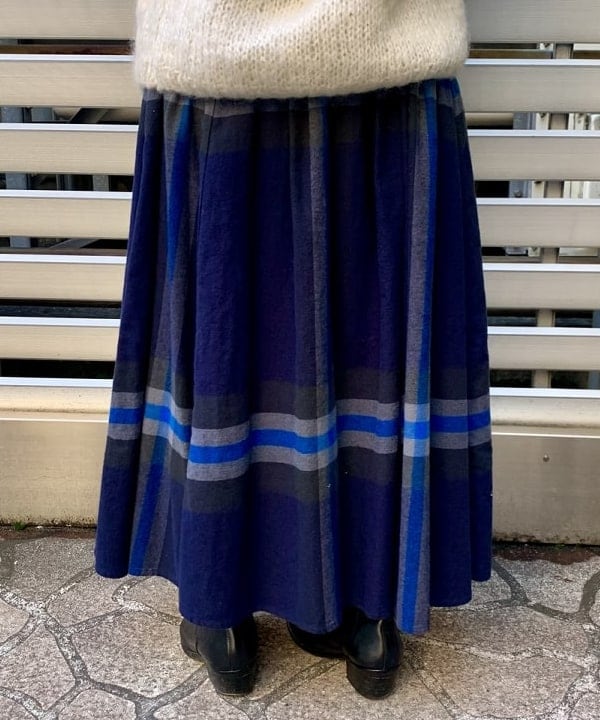 ナツハさんの「BEAMS WOMEN｜BEAMS BOY / GOLDメッキ 0.8mm リング」を使ったコーディネート