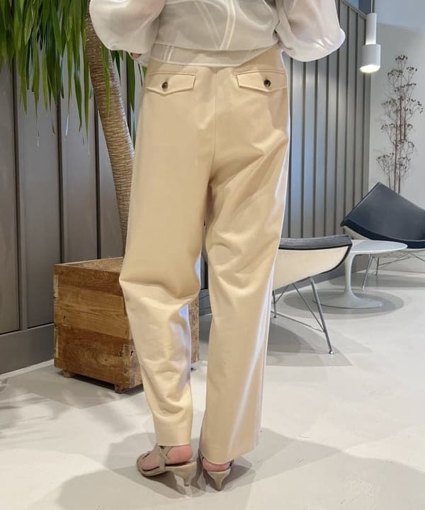 隈元 楓さんの「BEAMS WOMEN｜オーガンジー リボンブラウス」を使ったコーディネート