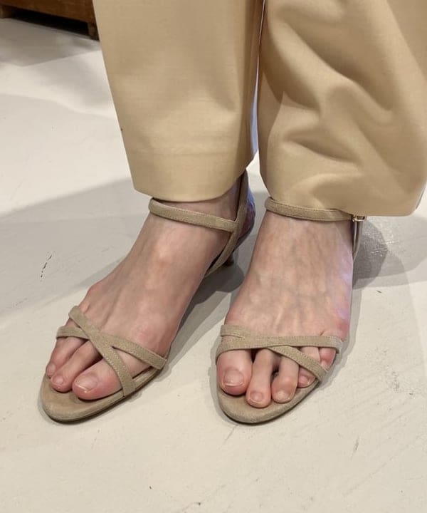 隈元 楓さんの「BEAMS WOMEN｜オーガンジー リボンブラウス」を使ったコーディネート