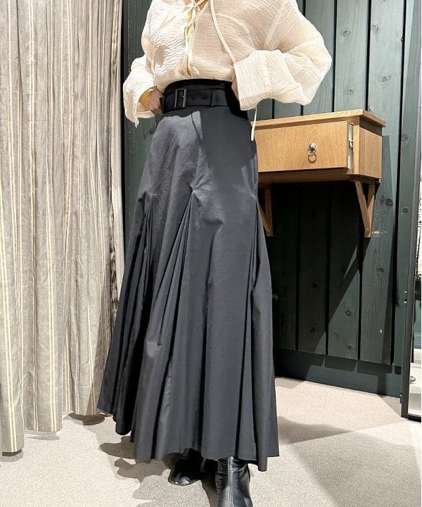 庭野 優紀さんの「BEAMS WOMEN｜JW PEI / Gabbi Bag」を使ったコーディネート