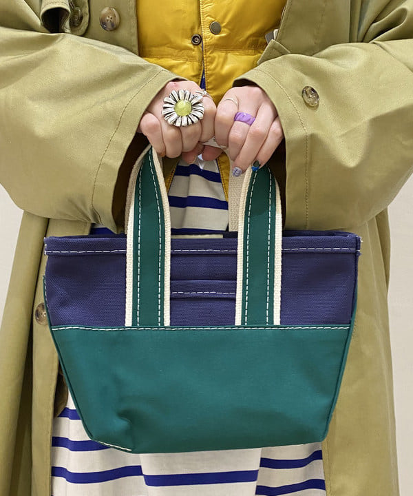 木村 海侑さんの「BEAMS WOMEN｜L.L.Bean × BEAMS PLUS ＆ BEAMS BOY / Deep Bottom Deluxe Boat and Tote Mini」を使ったコーディネート