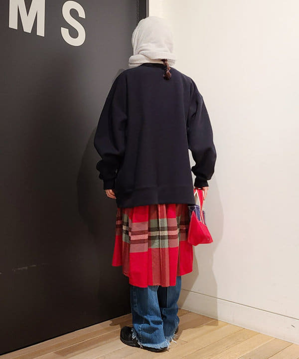 saori KATOさんの「BEAMS WOMEN｜L.L.Bean × BEAMS PLUS ＆ BEAMS BOY / Deep Bottom Deluxe Boat and Tote Mini」を使ったコーディネート