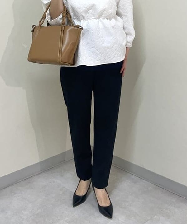 越智 里美さんの「BEAMS WOMEN｜Demi-Luxe BEAMS / パール イヤリング」を使ったコーディネート