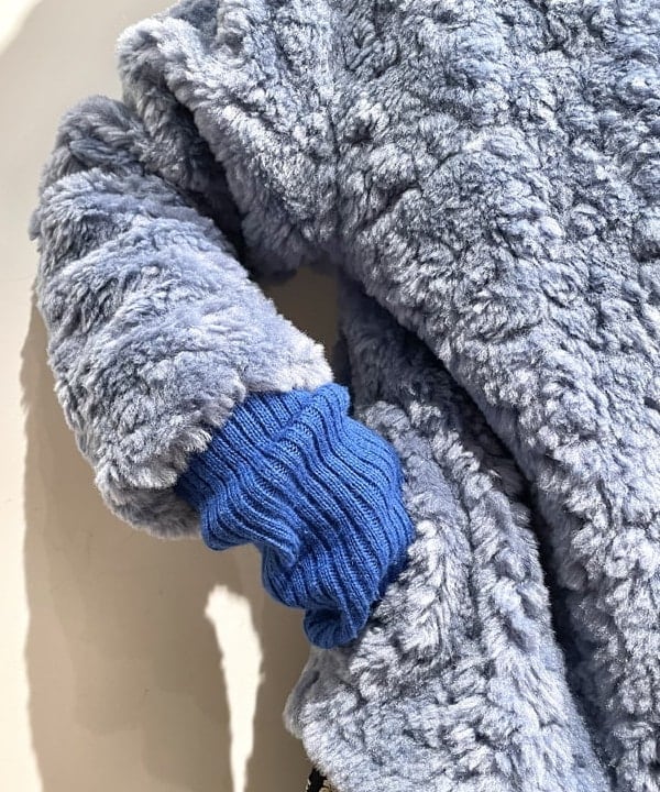 鈴木 亜美さんの「BEAMS WOMEN｜FABIO RUSCONI × Ray BEAMS / 別注 レザー ショートブーツ」を使ったコーディネート