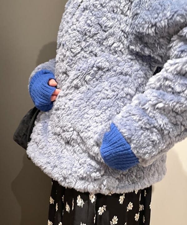鈴木 亜美さんの「BEAMS WOMEN｜FABIO RUSCONI × Ray BEAMS / 別注 レザー ショートブーツ」を使ったコーディネート