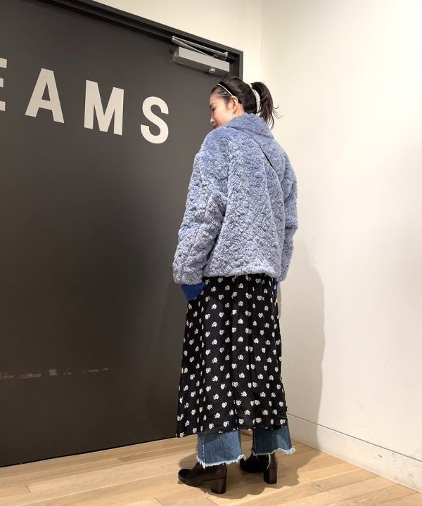鈴木 亜美さんの「BEAMS WOMEN｜FABIO RUSCONI × Ray BEAMS / 別注 レザー ショートブーツ」を使ったコーディネート