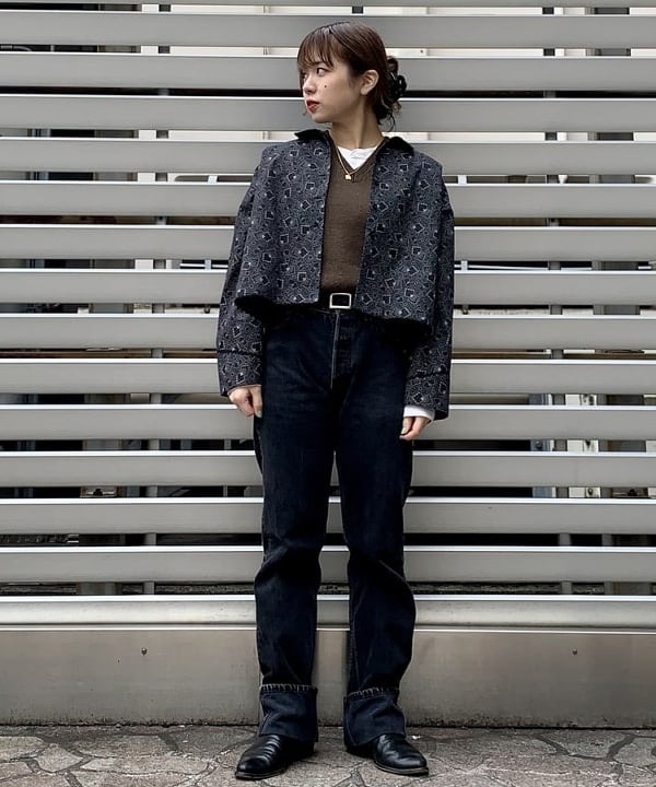 ナツハさんの「BEAMS WOMEN｜ROSETTA PRAYER / 64イヤー リング」を使ったコーディネート