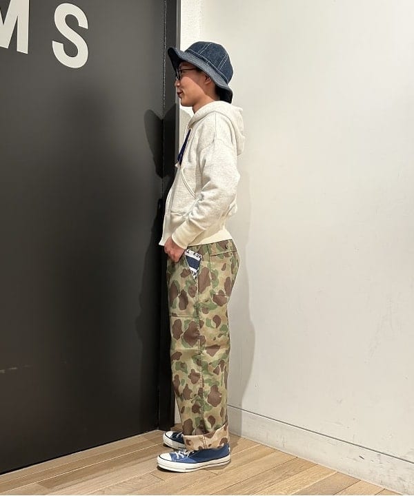 土田 達也さんの「BEAMS WOMEN｜CASIO / MQ24 COLOR」を使ったコーディネート