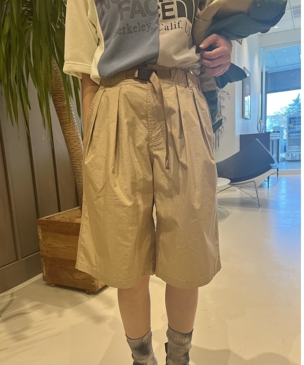 サワイさんの「BEAMS WOMEN｜Blundstone / LOW CUT」を使ったコーディネート