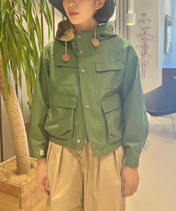 サワイさんの「BEAMS WOMEN｜Blundstone / LOW CUT」を使ったコーディネート