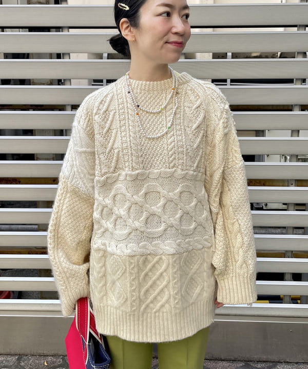 コウリキ　マミさんの「BEAMS WOMEN｜BEAMS BOY / ソリッド スラックス」を使ったコーディネート