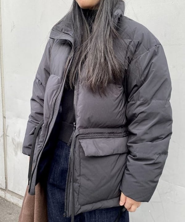 鈴木 悠里さんの「BEAMS WOMEN｜」を使ったコーディネート