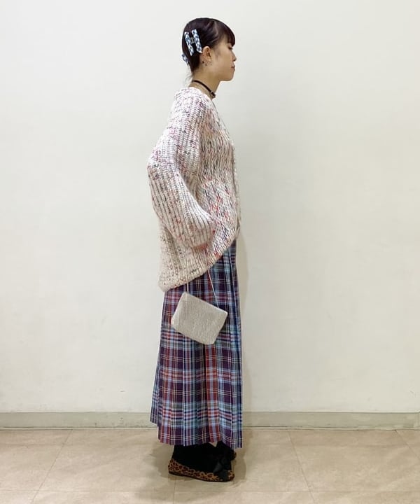 りかちょび/岸本梨佳さんの「BEAMS WOMEN｜SEPTEMBER MOON / リボン バレエシューズ レオパード」を使ったコーディネート