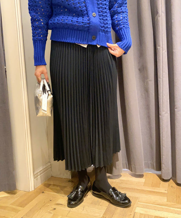 千田 静香さんの「BEAMS WOMEN｜GIANNI CHIARINI / メタリック ALIFA レザーショルダーバッグ S」を使ったコーディネート