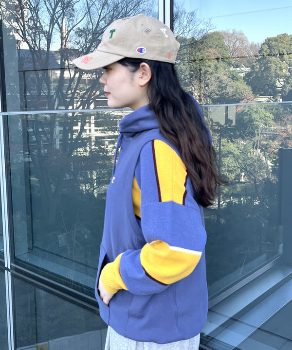 カスタニ モモノさんの「BEAMS WOMEN｜Blundstone / LOW CUT」を使ったコーディネート