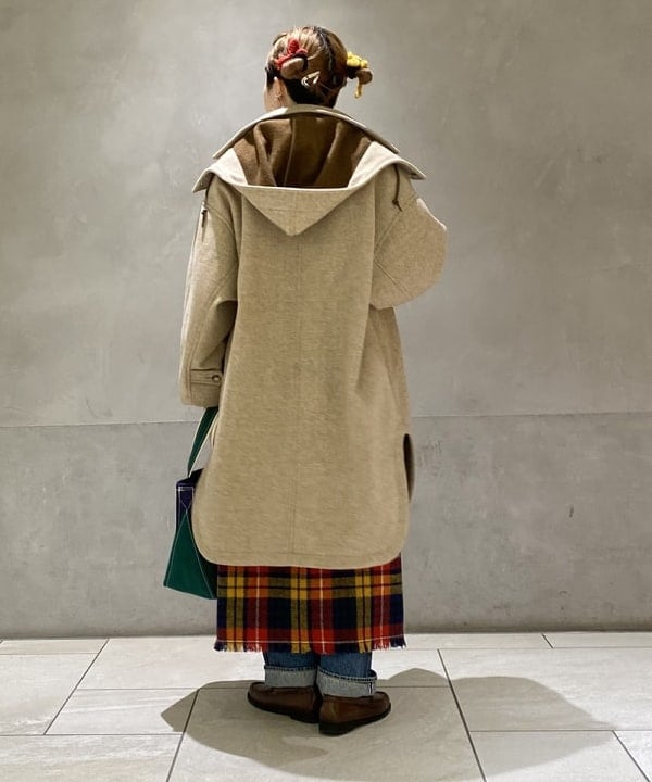 吉野 多恵さんの「BEAMS WOMEN｜L.L.Bean / Deep Bottom Deluxe Boat and Tote S」を使ったコーディネート