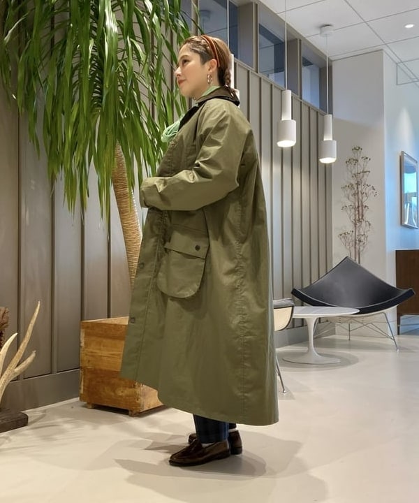 吉野 多恵さんの「BEAMS WOMEN｜BEAMS BOY / GOLDメッキ 0.8mm リング」を使ったコーディネート