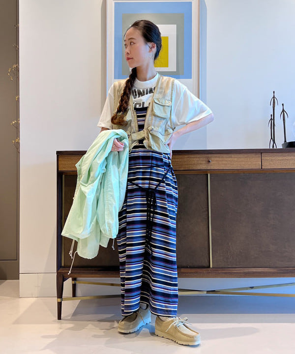 清水 彩乃さんの「BEAMS WOMEN｜CLARKS ORIGINALS / Wallabee Boot GTX 23SS」を使ったコーディネート