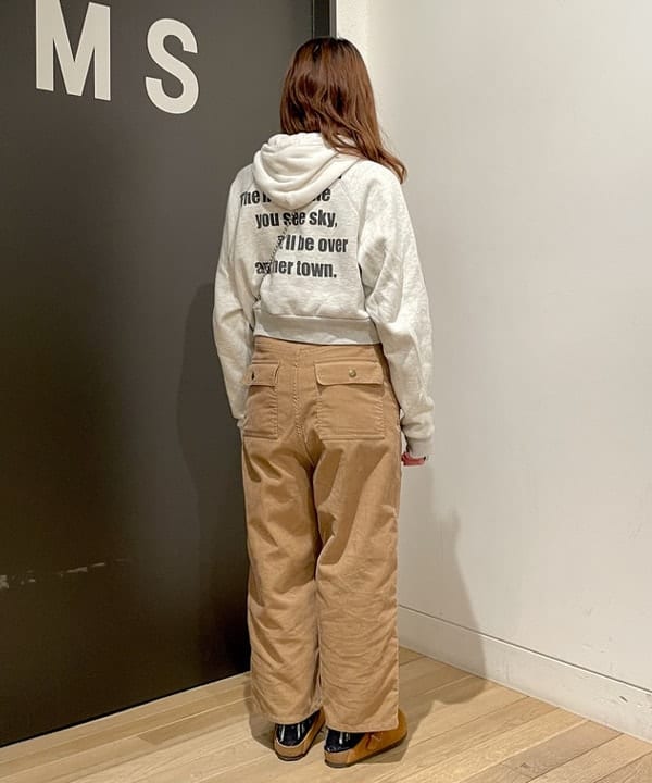 みかみさんの「BEAMS WOMEN｜Healthknit × BEAMS BOY / ワッフル プルオーバー パーカ」を使ったコーディネート