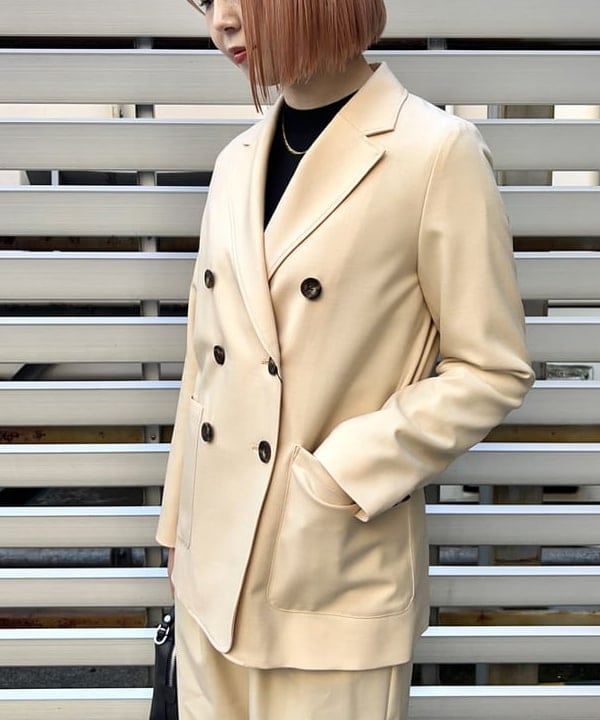 篠崎 香月さんの「BEAMS WOMEN｜GIANNI CHIARINI / ALIFA レザーショルダーバッグ S」を使ったコーディネート