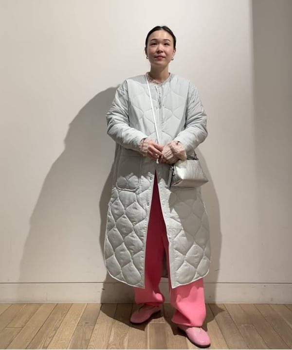 溝口　慶さんの「BEAMS WOMEN｜GIANNI CHIARINI / メタリック ALIFA レザーショルダーバッグ S」を使ったコーディネート