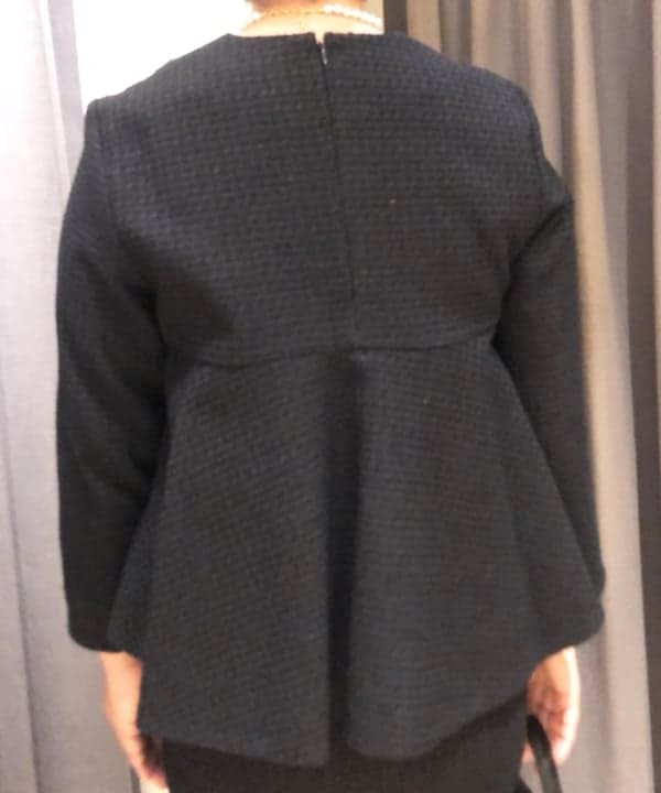 藤井 裕実子さんの「BEAMS WOMEN｜Demi-Luxe BEAMS / ダブルパール イヤリング」を使ったコーディネート