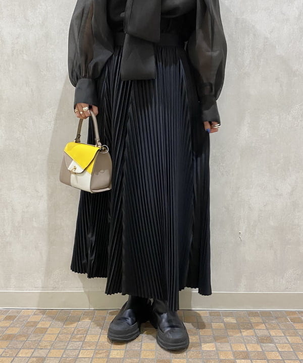 SANOさんの「BEAMS WOMEN｜オーガンジー リボンブラウス」を使ったコーディネート