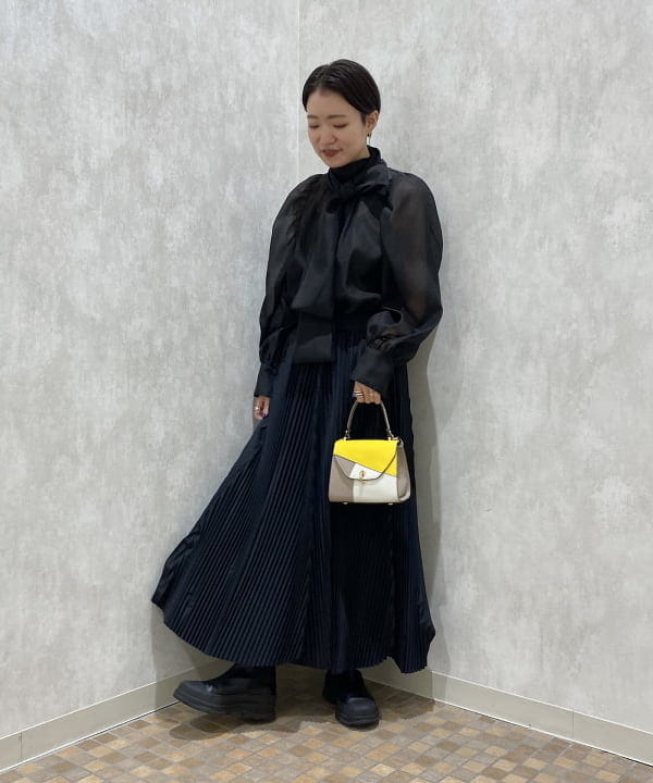 SANOさんの「BEAMS WOMEN｜オーガンジー リボンブラウス」を使ったコーディネート