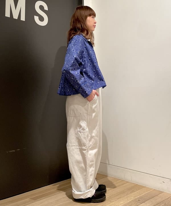 みかみさんの「BEAMS WOMEN｜BEAMS BOY / プリント プリーツ シャツ」を使ったコーディネート