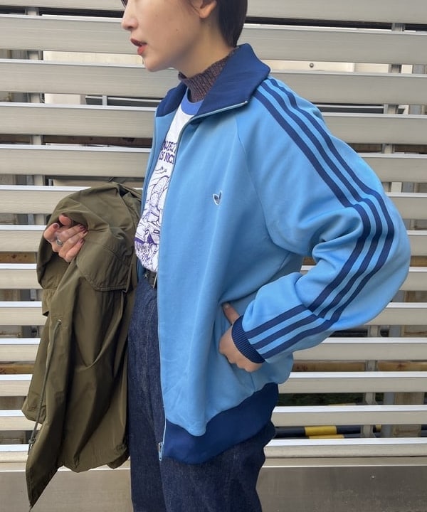 朱華さんの「BEAMS WOMEN｜orSlow / 別注 Monroe Pants Special」を使ったコーディネート