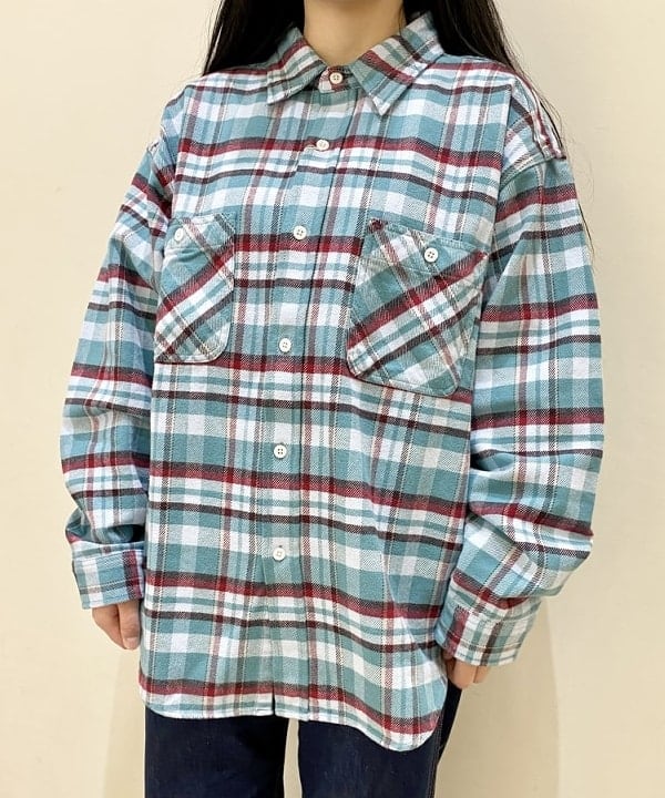 鈴木 悠里さんの「BEAMS WOMEN｜」を使ったコーディネート