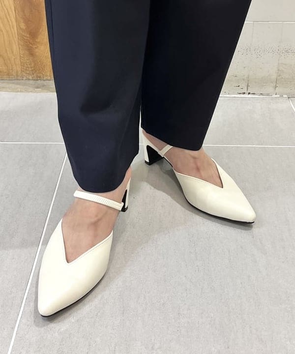 ちりこさんの「BEAMS WOMEN｜GIANNI CHIARINI / メタリック ALIFA レザーショルダーバッグ S」を使ったコーディネート