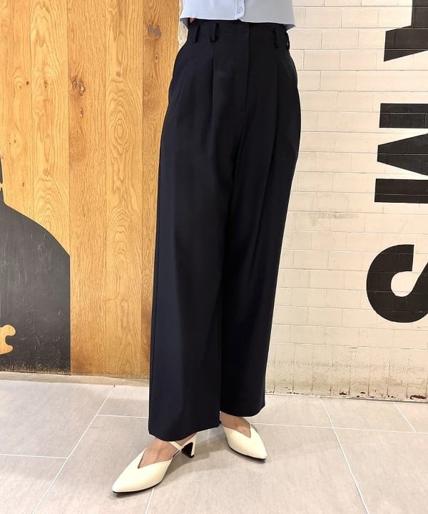 ちりこさんの「BEAMS WOMEN｜GIANNI CHIARINI / メタリック ALIFA レザーショルダーバッグ S」を使ったコーディネート