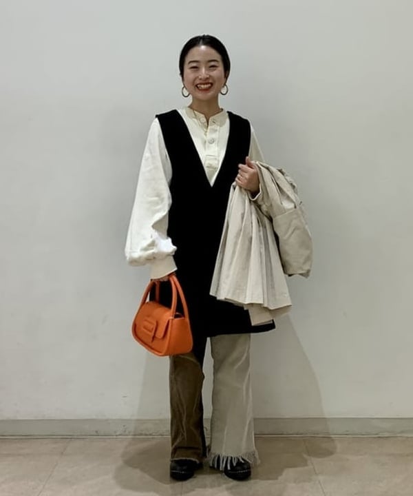 吉田　真実さんの「BEAMS WOMEN｜」を使ったコーディネート