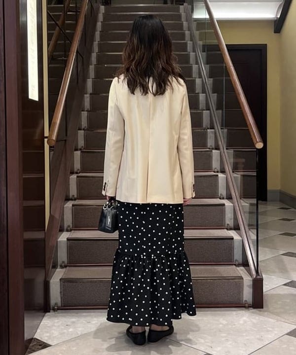 蒲原 捺美さんの「BEAMS WOMEN｜Demi-Luxe BEAMS / ソフトツイル 6ボタンジャケット」を使ったコーディネート