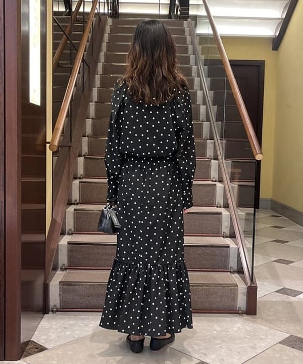 蒲原 捺美さんの「BEAMS WOMEN｜Demi-Luxe BEAMS / ソフトツイル 6ボタンジャケット」を使ったコーディネート