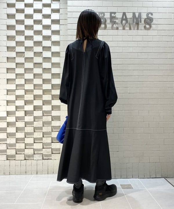 吉田 花さんの「BEAMS WOMEN｜JW PEI / Gabbi Bag」を使ったコーディネート