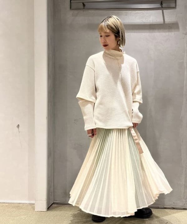 カワグチ シオリさんの「BEAMS WOMEN｜」を使ったコーディネート