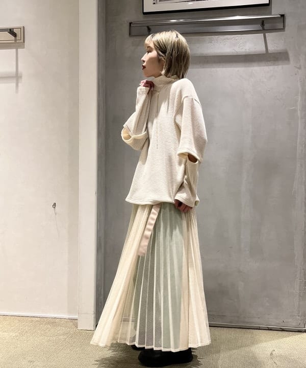 カワグチ シオリさんの「BEAMS WOMEN｜」を使ったコーディネート