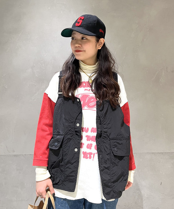 カスタニ モモノさんの「BEAMS WOMEN｜BEAMS BOY / BBロゴ ショップバック」を使ったコーディネート