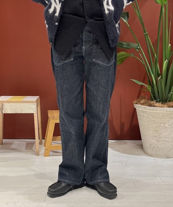 ミナミマリコさんの「BEAMS WOMEN｜【別注】BUZZ RICKSON'S / USアーミーDENIM」を使ったコーディネート