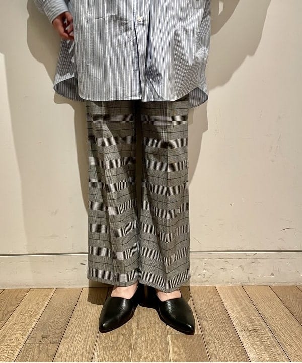 葛岡 七海さんの「BEAMS WOMEN｜Ray BEAMS / チャンキーヒール ミュール」を使ったコーディネート