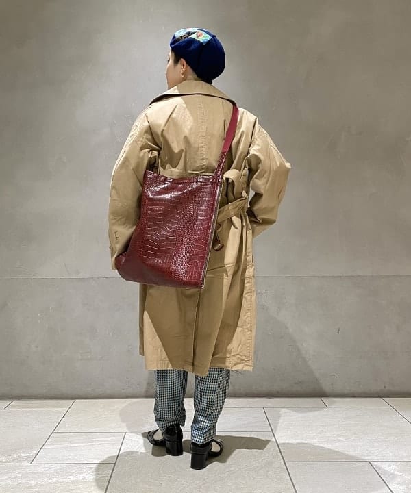 吉野 多恵さんの「BEAMS WOMEN｜BEAMS BOY / GOLDメッキ 0.8mm リング」を使ったコーディネート