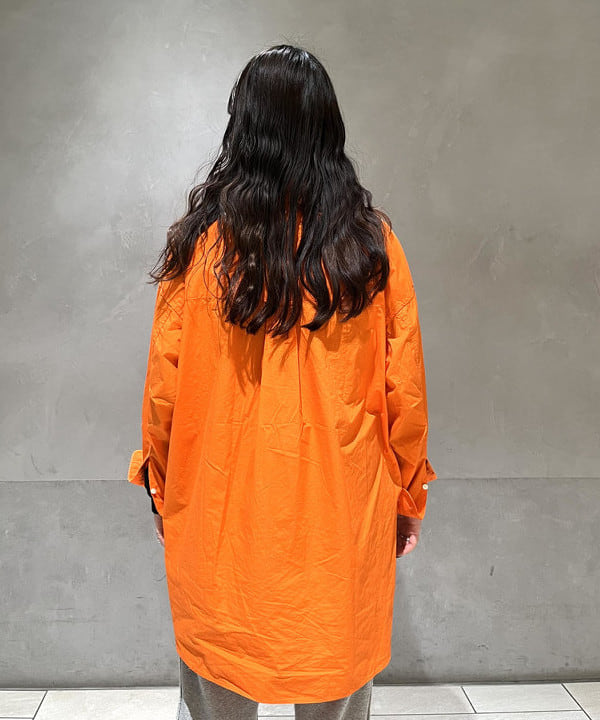 カスタニ モモノさんの「BEAMS WOMEN｜L.L.Bean × BEAMS PLUS ＆ BEAMS BOY / Deep Bottom Deluxe Boat and Tote Mini」を使ったコーディネート