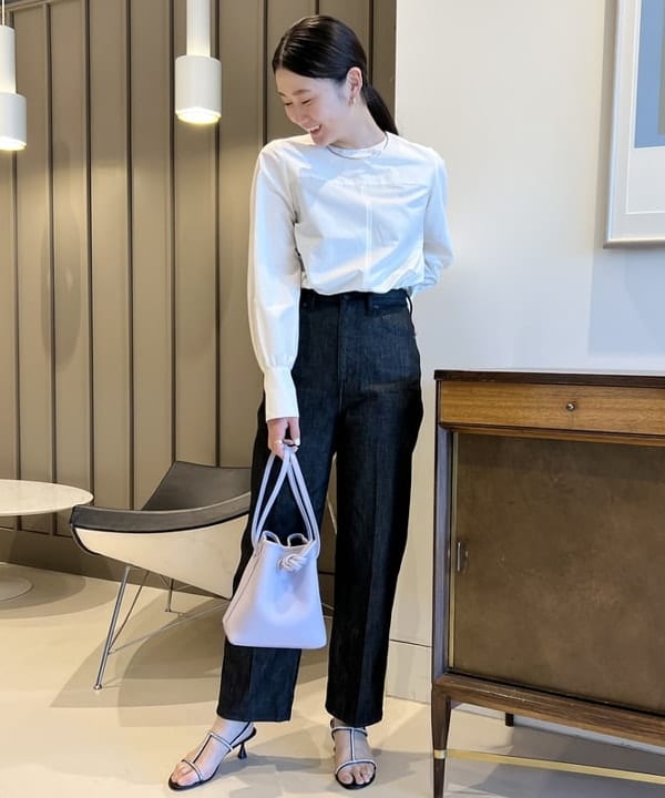 隈元 楓さんの「BEAMS WOMEN｜AK+1 / シルクコットン ブラウス」を使ったコーディネート