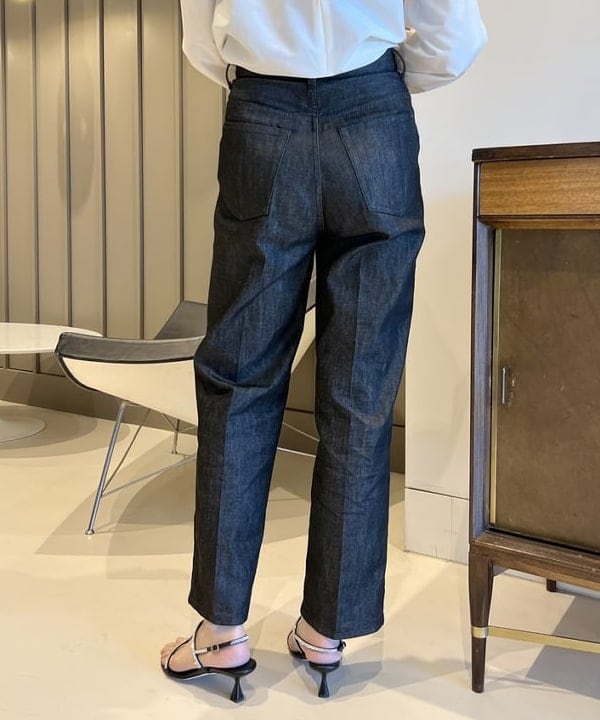 隈元 楓さんの「BEAMS WOMEN｜AK+1 / シルクコットン ブラウス」を使ったコーディネート