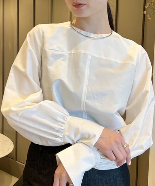 隈元 楓さんの「BEAMS WOMEN｜AK+1 / シルクコットン ブラウス」を使ったコーディネート