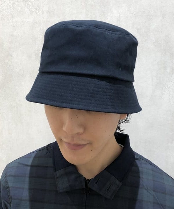 BANさんの「BEAMS WOMEN｜BEAMS / ベーシック バケット ハット」を使ったコーディネート